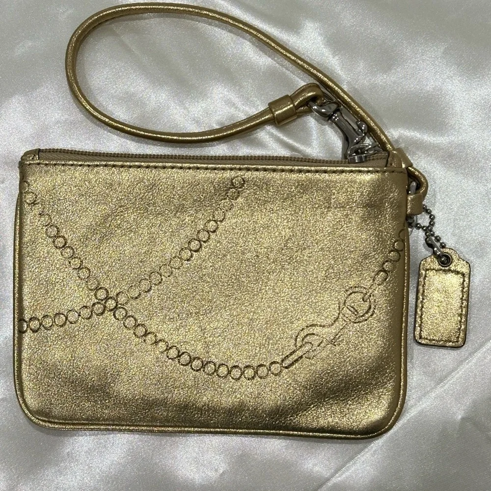 Coach Wristlet Wallet Leather Metallic Gold Chain Logo Spellout Y2K New